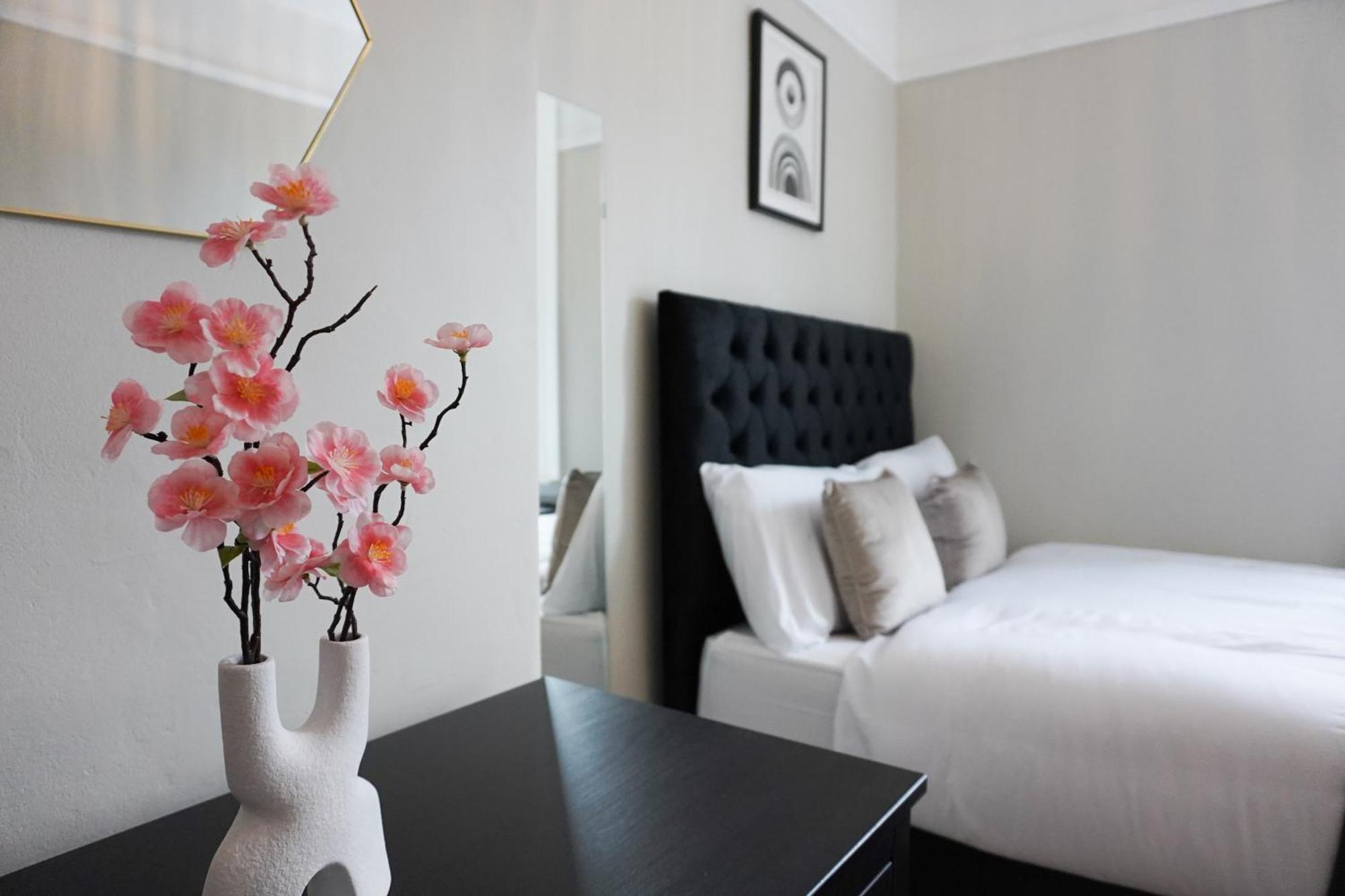 2 Bedroom House 10 Mins To Centre & Dock Ferienhaus Liverpool